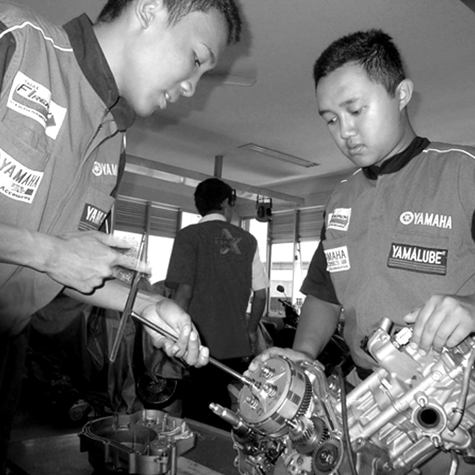 Siswa di Yamaha Engineering School, Surabaya